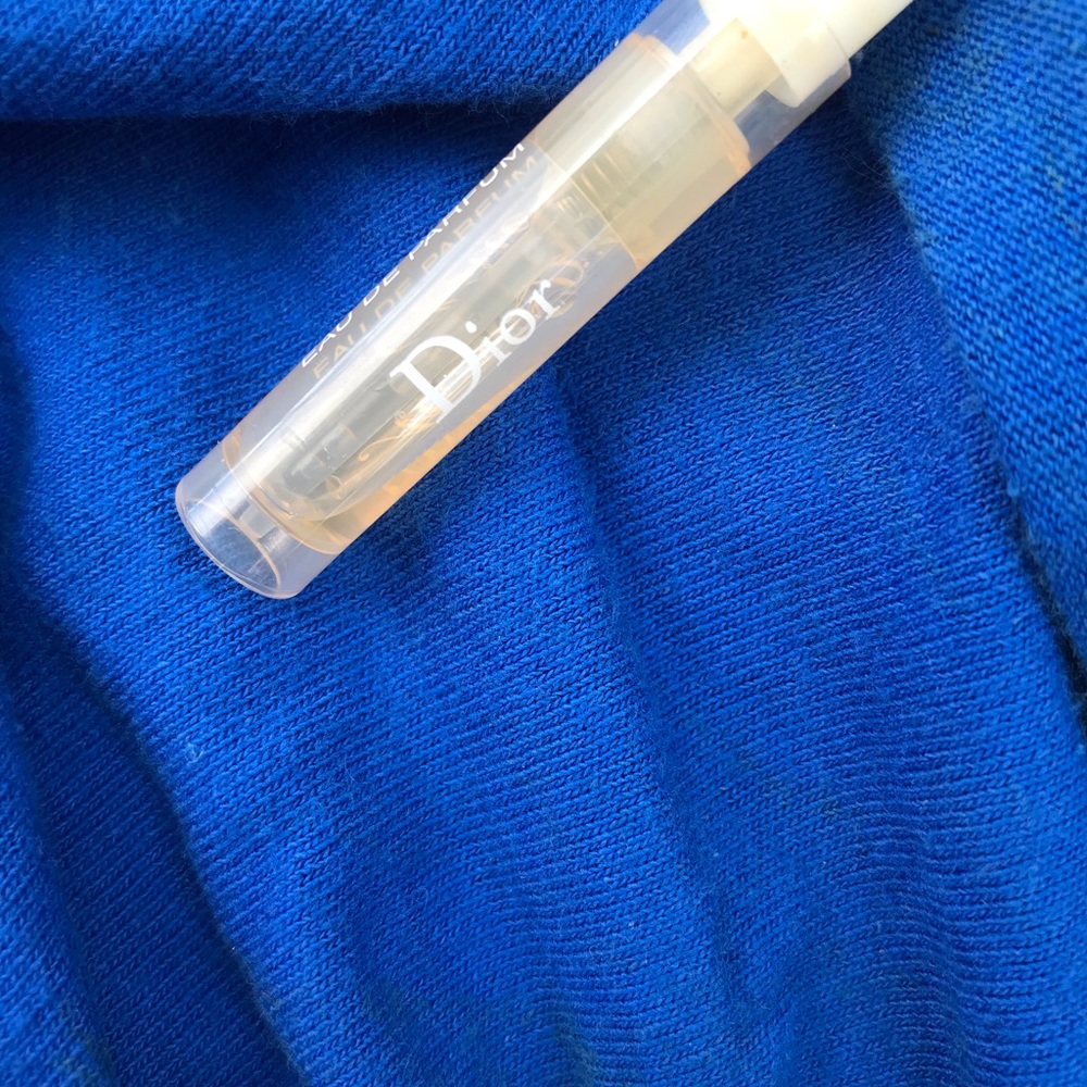 Woman perfume - Picture 2 of 4